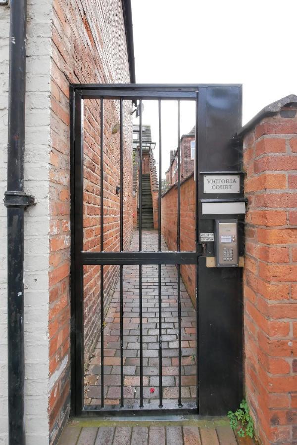 Crewe Short Lets 6 Victoria Court, Crewe Lejlighed Eksteriør billede